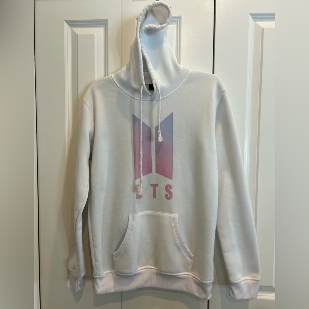 KPOP/BTS/Bangtan Boys “Love Yourself” White/Pink Unisex Logo Fleece Hoodie